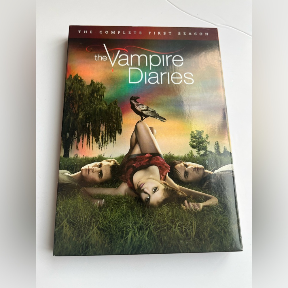The Vampire Diaries: The Complete First Season DVD